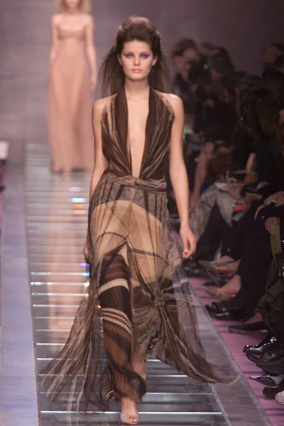Look 57
